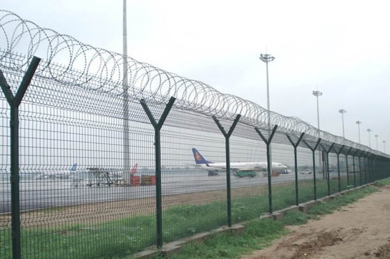 機(jī)場護(hù)欄網(wǎng)價格